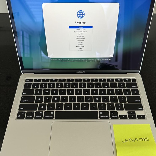 MacBook Air 2020 - 13 inch - 256 GB, Silver, 8 GB, Apple M1