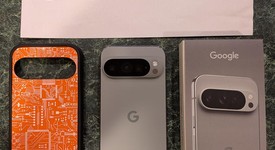 Good
													Google Pixel 9 Pro - Unlocked, Hazel, 256 GB, 16 GB, GR83Y, photo 5 of 11