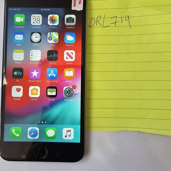 Apple iPhone 6 Plus - Unlocked, 16 GB, Silver, A1522