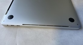 Good
													MacBook Pro 2016 (With Touch Bar) - 13" - Silver, 256 GB, 16 GB, photo 1 of 8