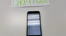 Mint
													Apple iPhone SE 3rd Gen 2022 - Unlocked, Midnight, 64 GB, A2595, photo 4 of 7