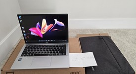 Mint
													Acer Swift Laptop, photo 2 of 7