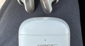 Used
													Bose QuietComfort Ultra Earbuds - White, photo 3 of 4