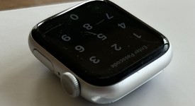 Good
													Apple Watch Series 5 40mm - Silver, A2092 - GPS, Aluminum, photo 5 of 11