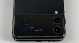 Good
													Samsung Galaxy Z Flip3 5G - Unlocked, Black, 128 GB, 8 GB, SM-F711U1, photo 2 of 9