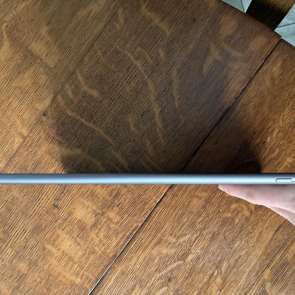 Apple iPad (9th Gen) - Wi-Fi, 64 GB, Gray, A2602