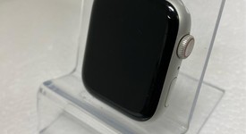Fair
													Apple Watch Series 8 45mm - Unlocked, Silver, A2774 - Cellular, Aluminum, photo 3 of 7