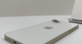 Mint
													Apple iPhone 14 Plus - Unlocked, Starlight, 128 GB, A2632, photo 4 of 5