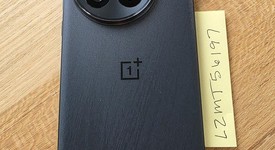 Mint
													OnePlus 13 - Unlocked, Black Eclipse, 512 GB, 16 GB, photo 3 of 7