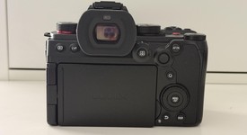 Mint
													Panasonic LUMIX S5 II, photo 4 of 14