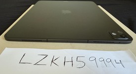 Mint
													Apple iPad Pro 13" (M4) 2024 - Unlocked, Black, 256 GB, 8 GB, A2926, Standard Glass, photo 4 of 8