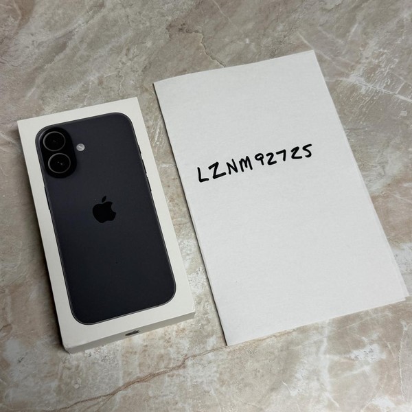 Apple iPhone 17 - Unlocked, 256 GB, Black, A3258
