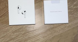 Used
													Apple AirPods 3rd Gen - MagSafe Case, photo 4 of 10