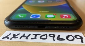 Fair
													Apple iPhone Xr - Unlocked, Black, 64 GB, A1984, photo 5 of 8