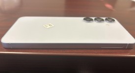 Good
													Samsung Galaxy S25 - Unlocked, Icy Blue, 128 GB, 12 GB, SM-S931U1, photo 5 of 8