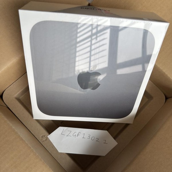 Mac mini 2018 - 128 GB, Gray, 32 GB, Intel Core i7