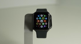 Good
													Apple Watch Series 3 42mm - Gray, A1859, Aluminum - GPS, photo 2 of 6