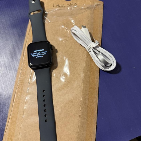 Apple Watch SE 2nd Gen 44mm - Midnight, A2723 - GPS, Aluminum