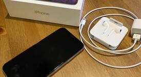 Good
													Apple iPhone Xs - T-Mobile, Silver, 64 GB, A1920, photo 1 of 7