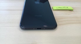 Fair
													Apple iPhone 8 - Verizon, Gray, 64 GB, A1863, photo 4 of 6
