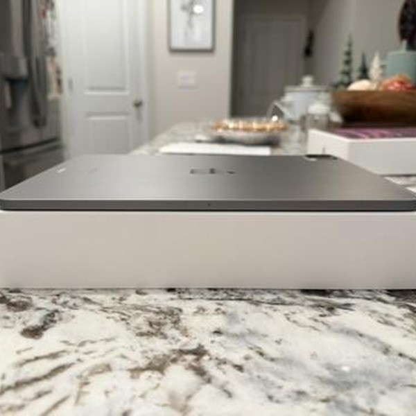 Apple iPad Pro 11 inch 4th Gen 2022 - Wi-Fi, 256 GB, Gray