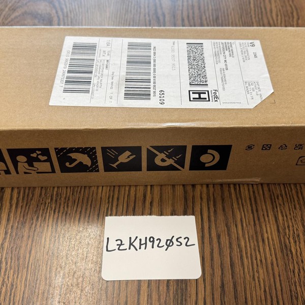 Steam Deck - 512 GB, Black, 16 GB, AMD