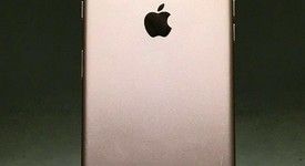 Good
													Apple iPhone 7 Plus - Sprint, Rose Gold, 32 GB, A1661, photo 2 of 5