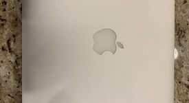 Mint
													MacBook Air 2017 - 13" - Silver, 128 GB, 8 GB, photo 2 of 6