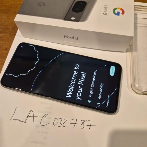 Google Pixel 8 - Unlocked, 128 GB, Hazel, 8 GB, G9BQD, Sub-6 5G
