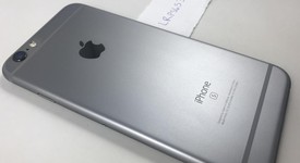 Good
													Apple iPhone 6S - AT&T, Grey, 64 GB, A1633, photo 3 of 4