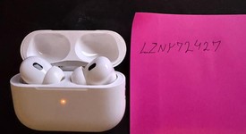 Used
													Apple AirPods Pro 2 - USB-C, photo 2 of 2