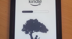 Mint
													Kindle Voyage - Amazon, Black, photo 3 of 3