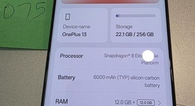 Mint
													OnePlus 13 - Unlocked, Midnight Ocean, 256 GB, 12 GB, photo 2 of 8