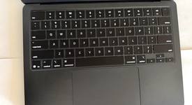 Mint
													MacBook Air 2025 (M4) - 13" - Apple M4, Midnight, 256 GB, 16 GB, photo 4 of 13