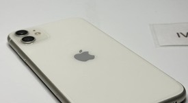 Good
													Apple iPhone 11 - Unlocked, White, 64 GB, A2111, photo 4 of 7