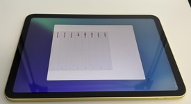 Good
													Apple iPad 11th Gen - Unlocked, Yellow, 128 GB, A3355, photo 2 of 6