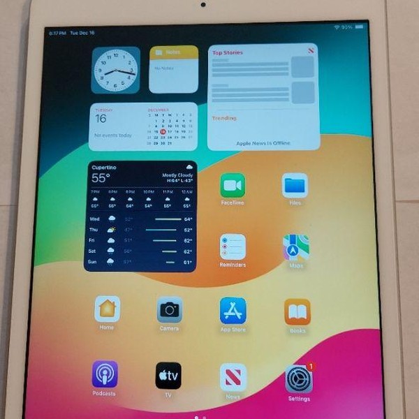 Apple iPad 8th Gen - Unlocked, 32 GB, Silver, A2428