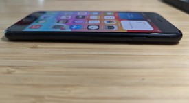 Good
													Apple iPhone SE 3rd Gen 2022 - Unlocked, Midnight, 128 GB, A2595, photo 4 of 15