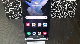 Good
													Samsung Galaxy Z Flip4 5G - Unlocked, Graphite, 512 GB, 8 GB, SM-F721U1, photo 1 of 11
