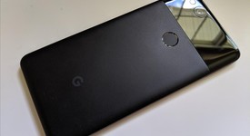 Fair
													Google Pixel 2 - Verizon, Black, 64 GB, Verizon Edition, photo 4 of 5