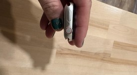 Mint
													Apple Watch SE 2nd Gen 40mm - Verizon, Starlight, A2726 - Cellular, Aluminum, photo 3 of 8