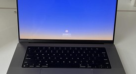 Mint
													MacBook Pro 2021 - 16" - Apple M1 Max, Gray, 4 TB, 64 GB, photo 3 of 9