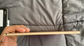 Mint
													Apple iPad Air 3rd Gen - Wi-Fi, Gold, 64 GB, photo 5 of 9