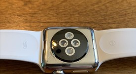 Good
													Apple Watch Series 3 38mm - Unlocked, Silver, A1860, Stainless, photo 2 of 6