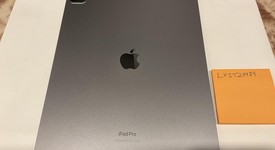Good
													Apple iPad Pro 12.9" 6th Gen 2022 - Unlocked, Gray, 1 TB, photo 5 of 12