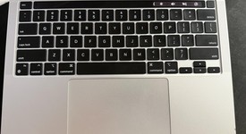 Good
													MacBook Pro 2022 - 13" - Apple M2, Silver, 1 TB, 24 GB, photo 2 of 14