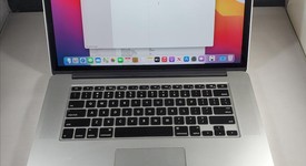 Good
													MacBook Pro 2015 (Retina) - 15" - Silver, 256 GB, 16 GB, photo 1 of 10