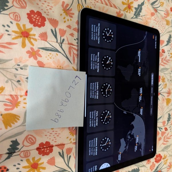 Apple iPad Air 11 inch (M2) 2024 - Wi-Fi, 128 GB, Gray, A2902