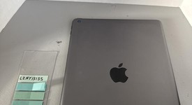 Good
													Apple iPad 7th Gen - Wi-Fi, Gray, 32 GB, A2197, photo 3 of 5