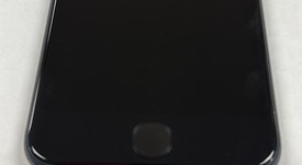 Mint
													Apple iPhone SE 3rd Gen 2022 - Unlocked, Midnight, 64 GB, A2595, photo 4 of 8